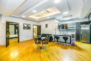 Апартаменты Apartment On Maiden Tower Баку Апартаменты Делюкс-14